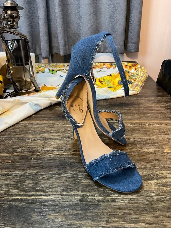 Shoes - Picture 2 of 2